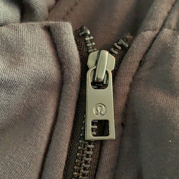 Lululemon sweatshirt - Picture 2 of 4